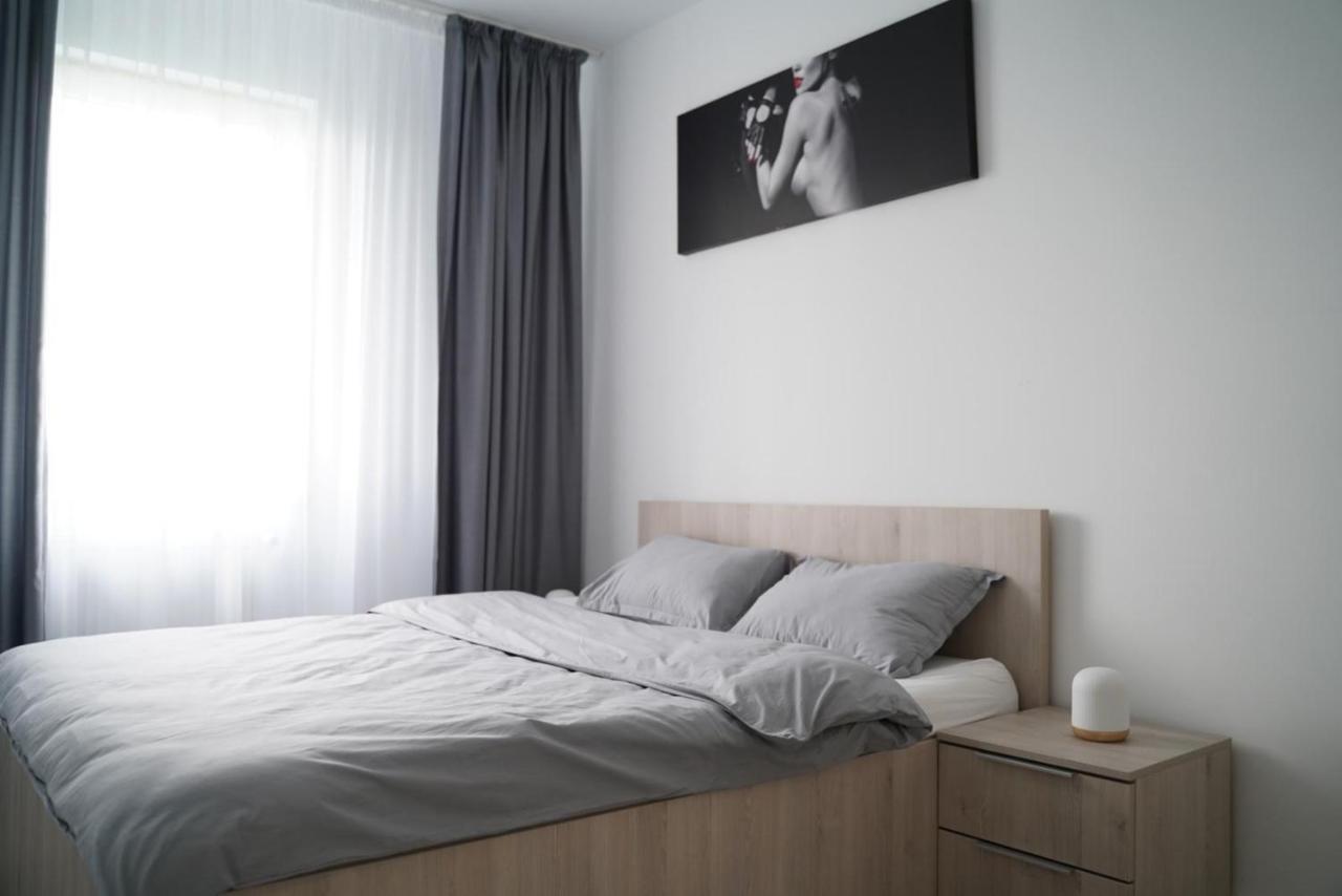 Silence Appartments Oradea Extérieur photo